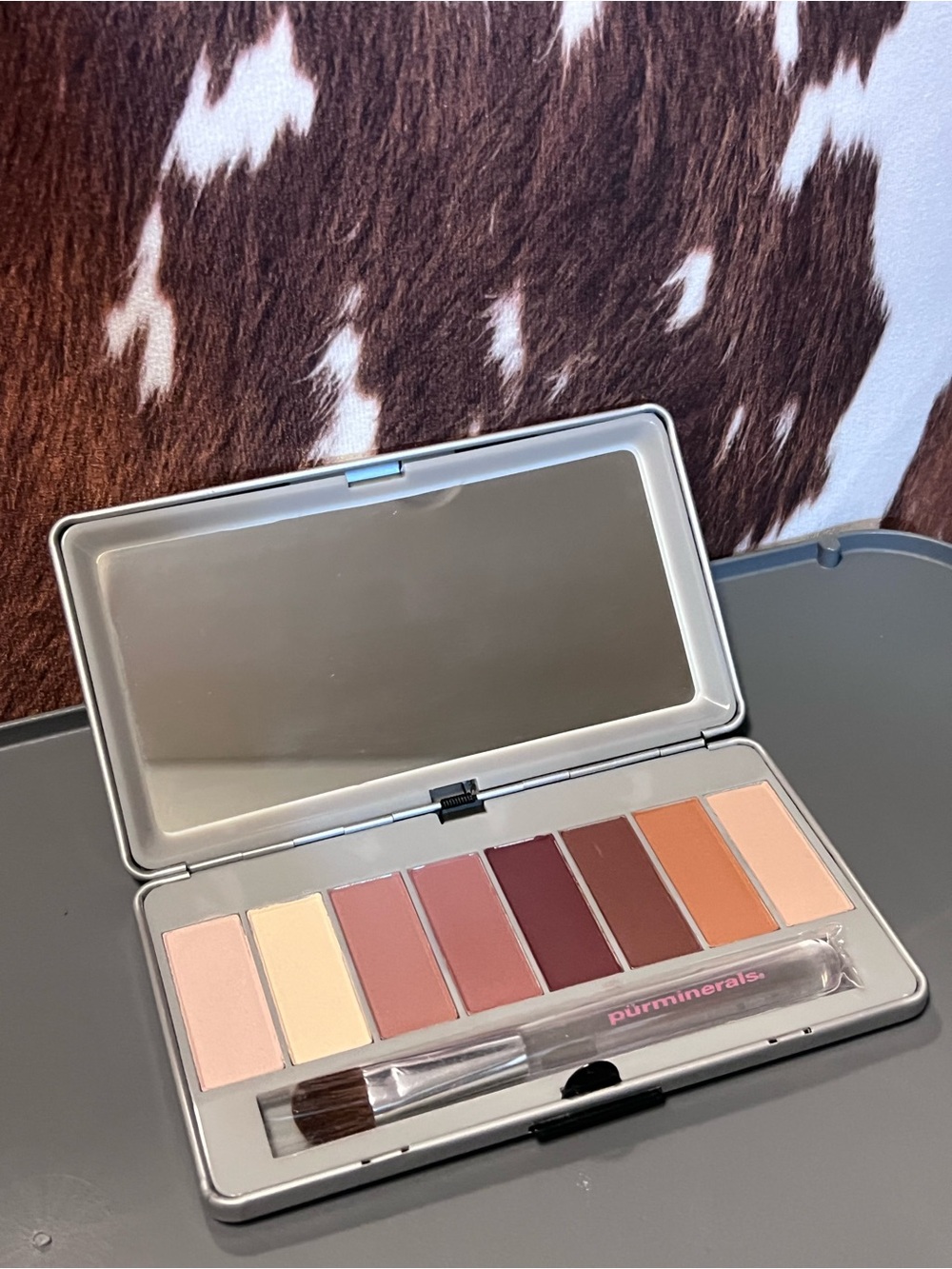Pur Minerals Soul Mattes 8 Ultimate Matte Eyeshadow Palette + Brush